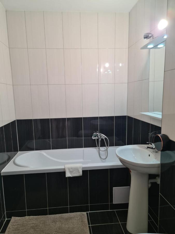 דירות בראשוב Oscar House מראה חיצוני תמונה